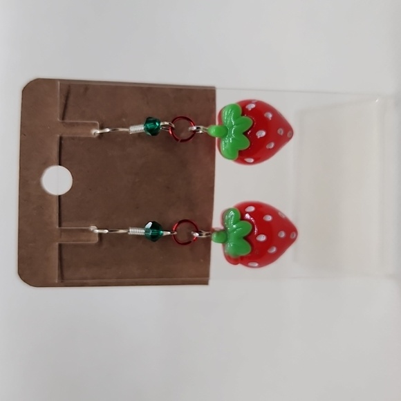 Jewelry - Strawberry earrings